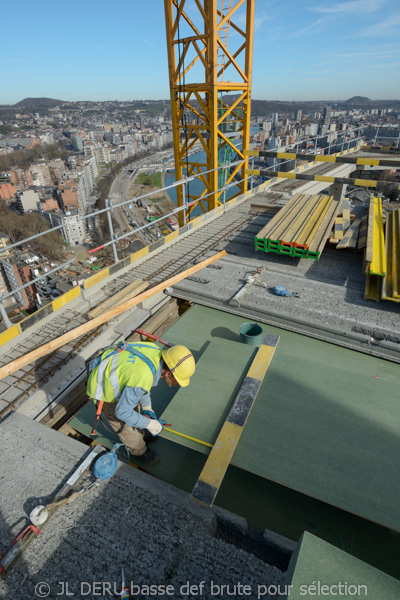 tour des finances à Liège